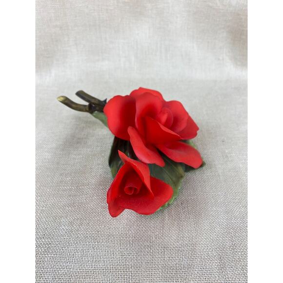 Vintage Golden Crown E & R Delicate Porcelain Red Rose Flower Figurine - Picture 2 of 11